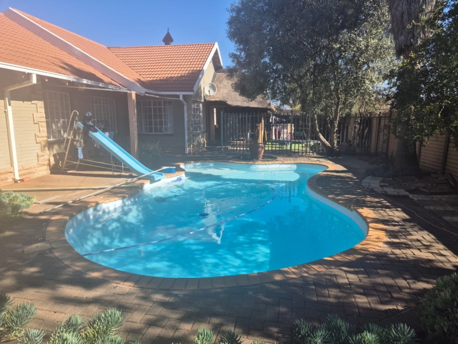 4 Bedroom Property for Sale in Fichardt Park Free State